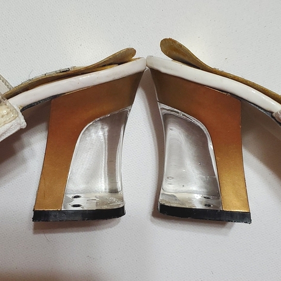 Street Feet Clear Crystals & Gold Studs Size 7.5 - Picture 7 of 15